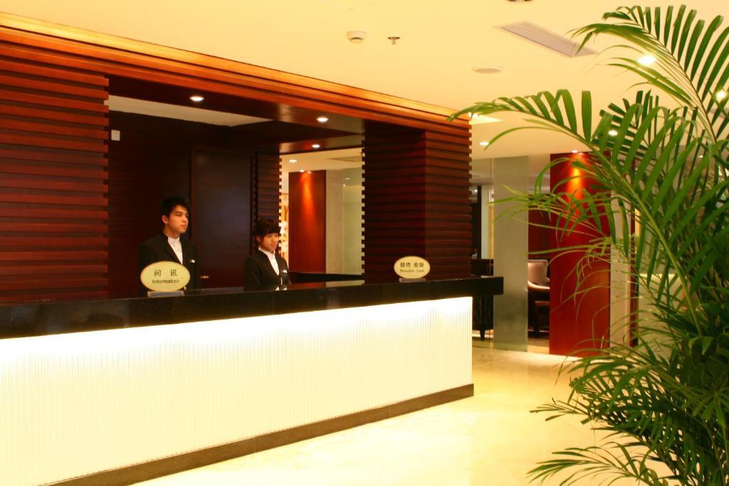 Shanghai Baron Business Bund Hotel 객실 사진
